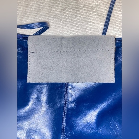 Women’s Isadora dark royal blue 100% genuine Leather crossbody purse thin‎ strap - Picture 8 of 14
